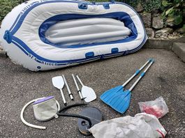 Schönes SCHLAUCHBOAT bis 3 Personen - NEUWERTIG!!