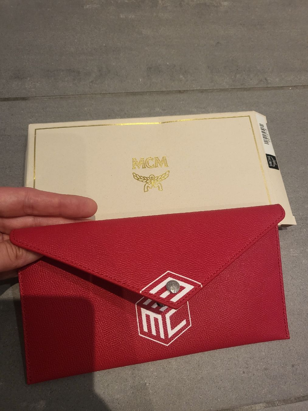 Mcm Sacs: NEUE MCM Pouch Tasche – Neuf avec emballage d'origine à Hellbühl par d.d.d.125 2