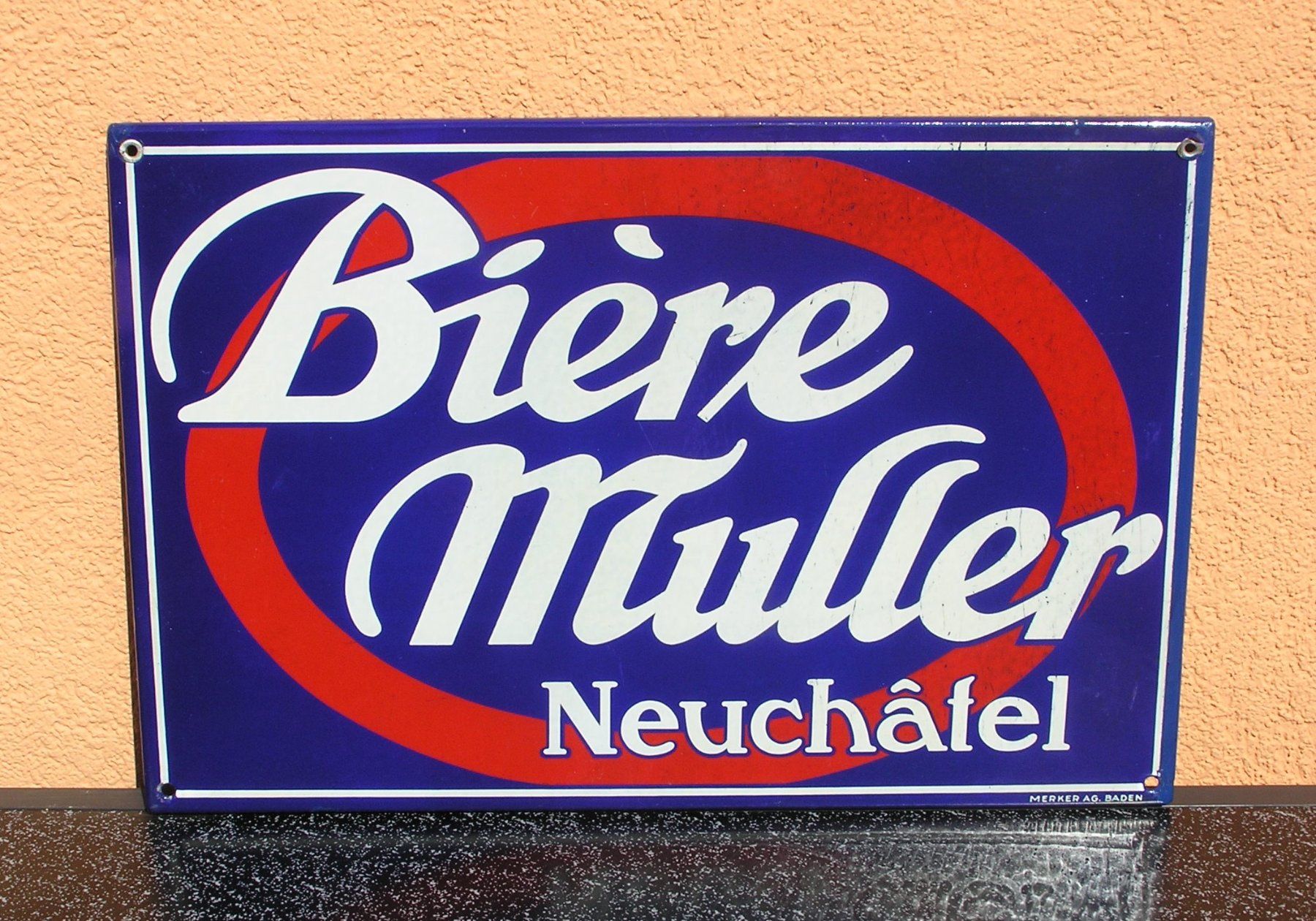 Insegne: EMAILSCHILD BIERE MULLER NEUCHATEL – Usato da Grenchen venduto da Antique-hunter