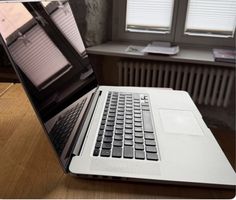 MacBook Pro  12 Retina – voll funktionsfähig mit Zubehör