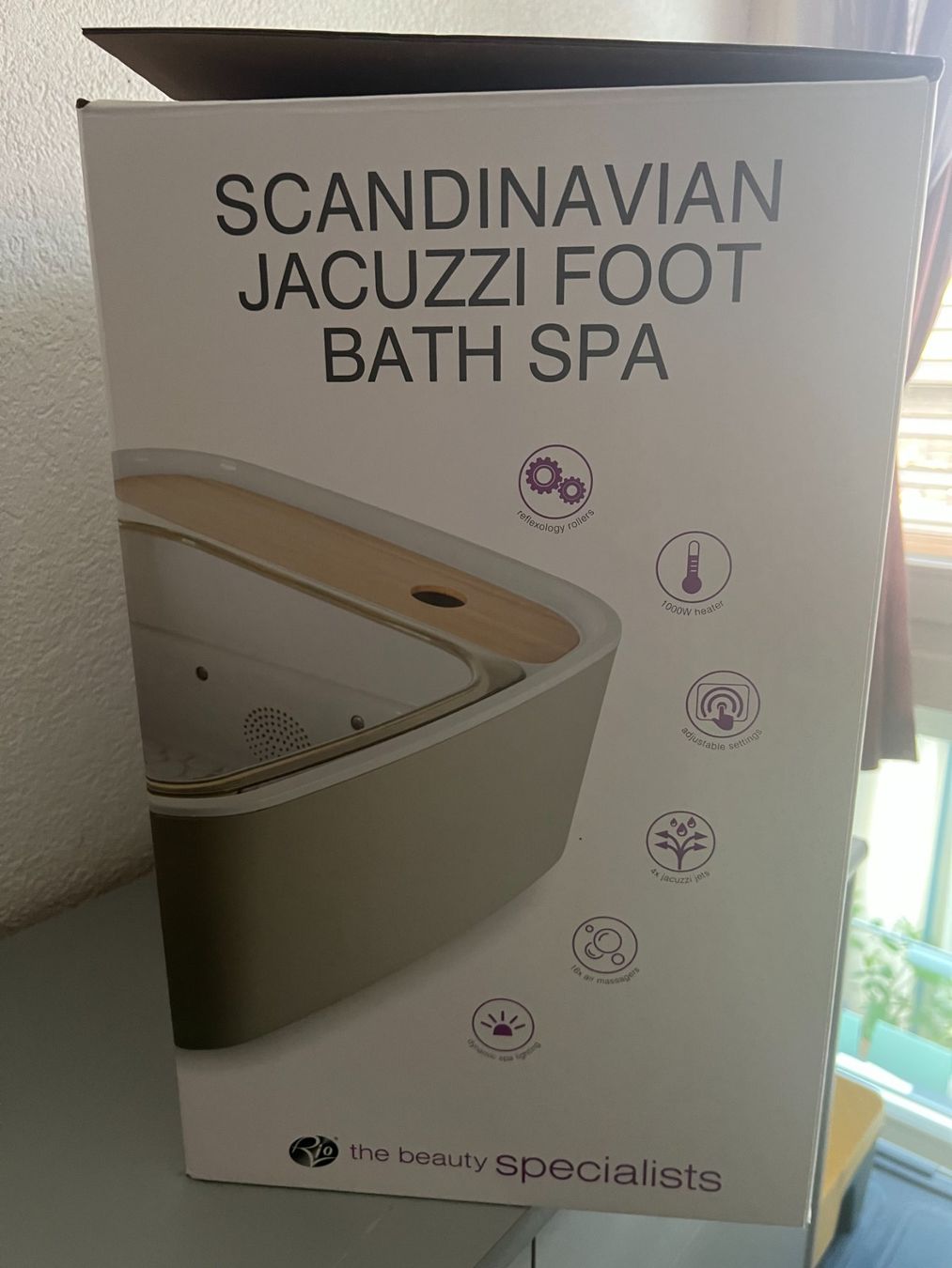 Pedicure: SCANDINAVIAN Jacuzzi Foot Bath  neu – Nuovo e nell'imballaggio originale da Gränichen venduto da Paolosch 1