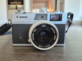 Vieil appareil photo CANON
