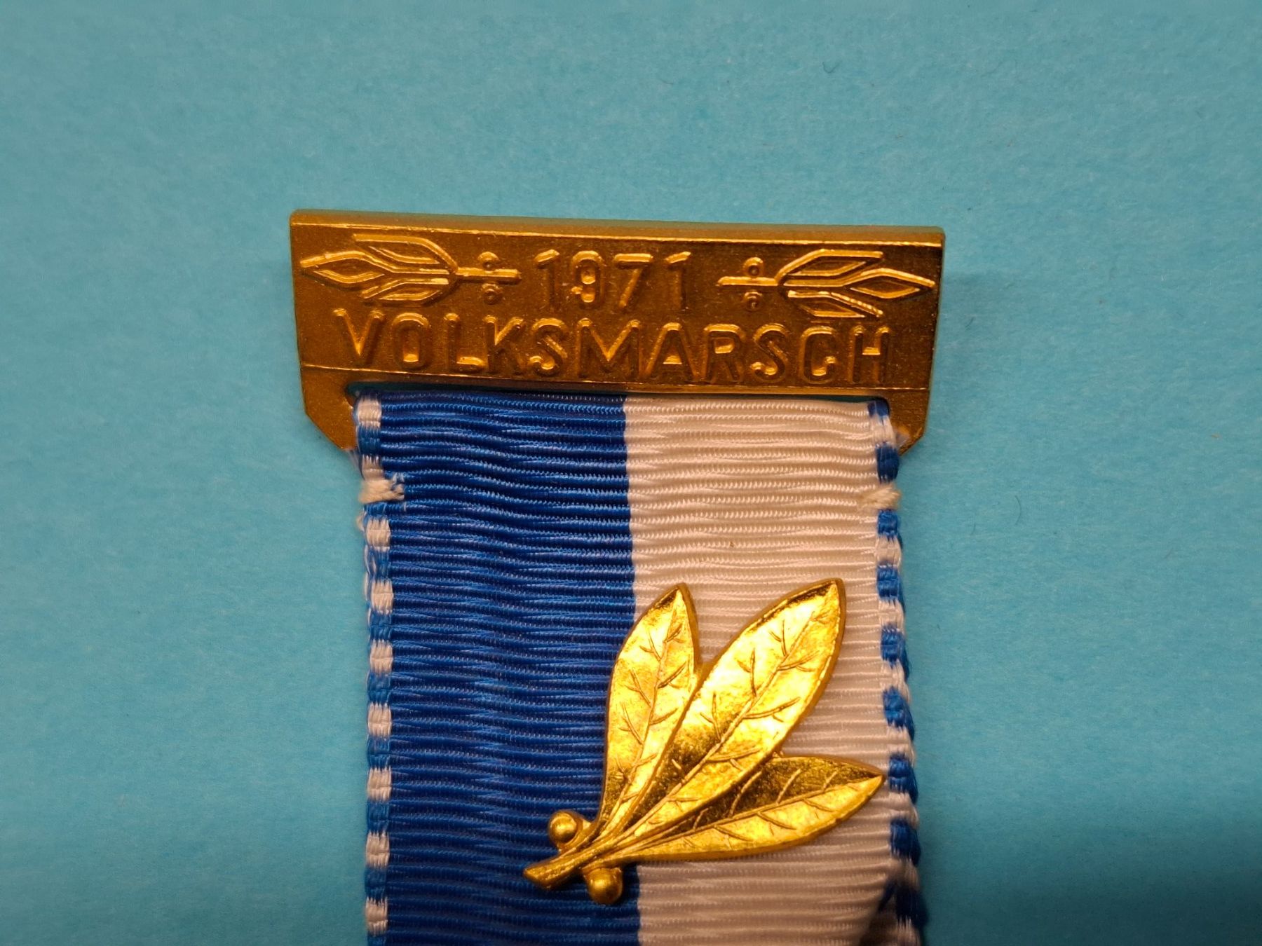 Medaglie: Root St. Michaels Kreuz (H158) – Usato da Schwanden GL venduto da Suvorov 1