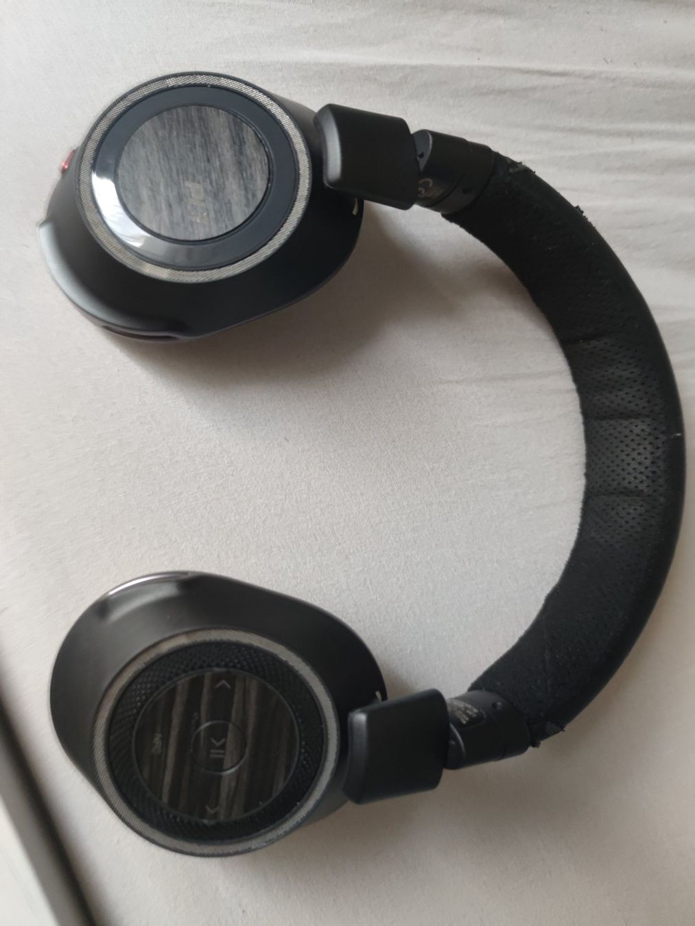 Plantronics Cuffie: Plantronics B8200 – Usato da Meggen venduto da Malecifent