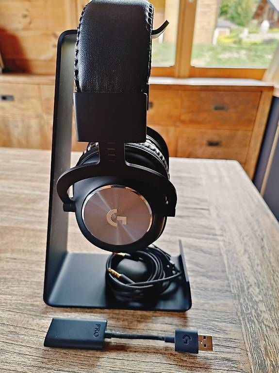 Logitech Casques audio: Logitech G PRO filaire + support design Multibrackets – D'occasion à Les Pontins par Arthur222 3