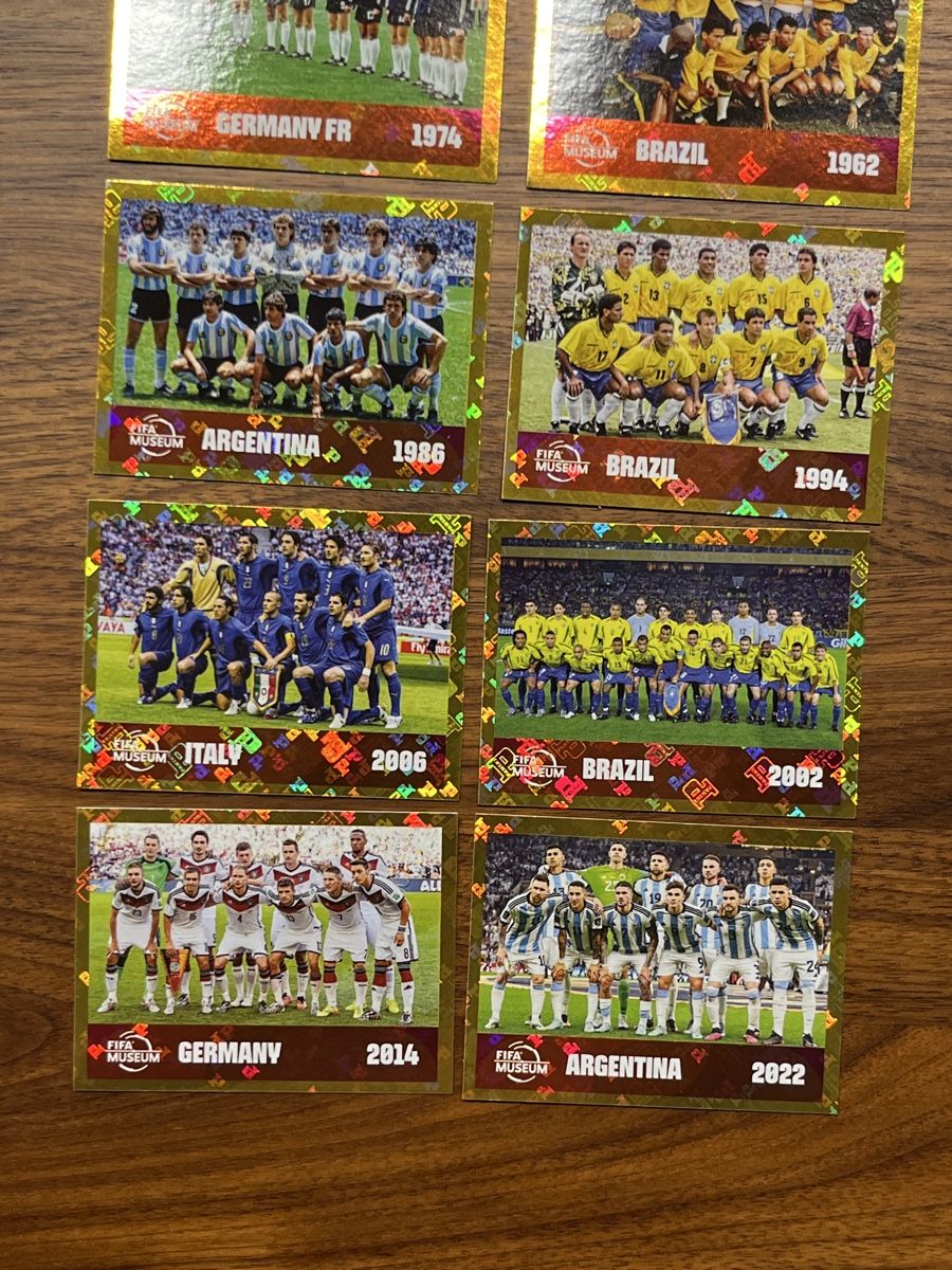 Panini Sammelbilder & Trading cards: WM 26 11 Extras 2 Mannschaften  – Neu (gemäss Beschreibung) aus Au ZH von Paninifieber26 1