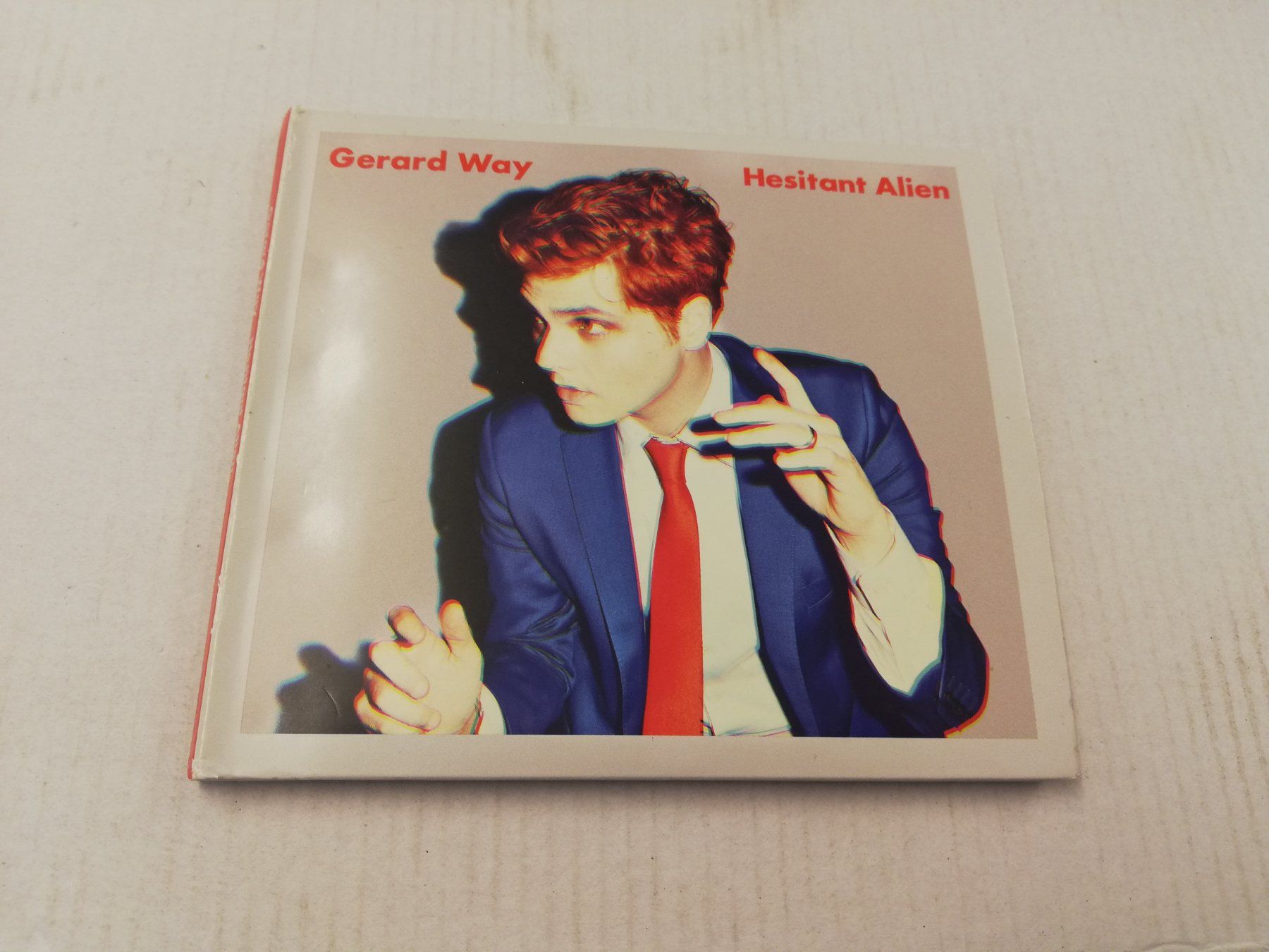 CDs: GERARD WAY - HESITANT ALIEN – Gebraucht aus Bern von Vinylsound.ch