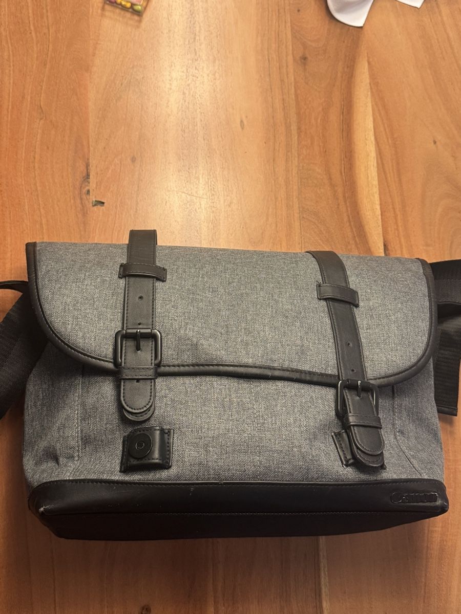 Canon Taschen: Canon Fototasche – Gebraucht aus Frick von Cody96 1