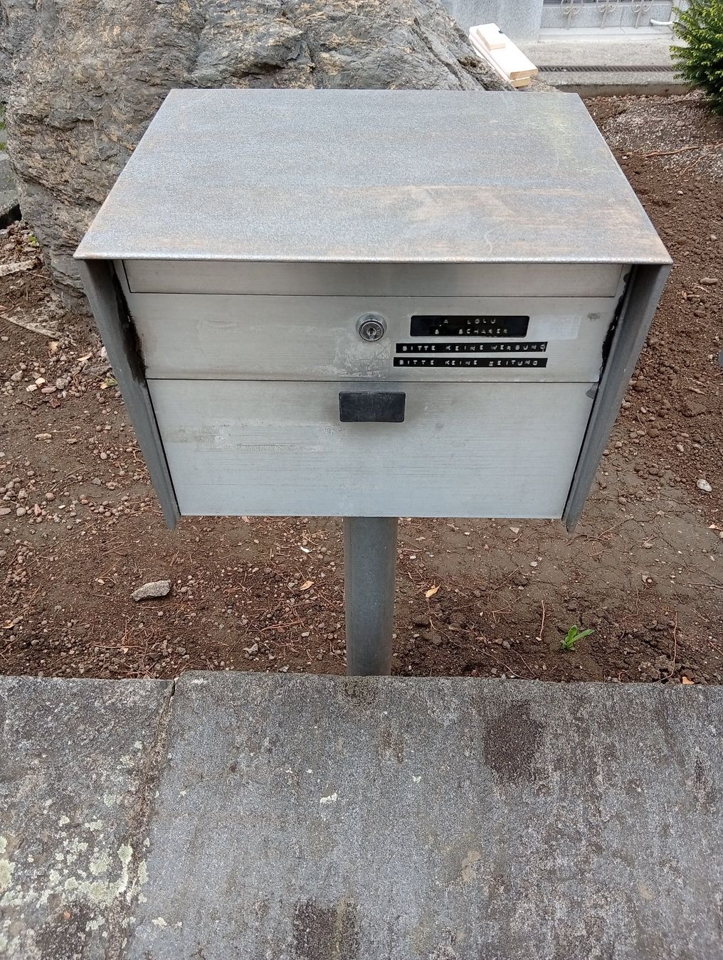 Altro per la casa: Briefkasten mit Standbein – Usato da Dietikon venduto da fom_6f5k