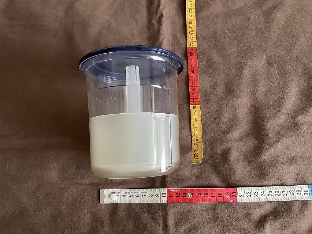 Tupperware Contenitori & Simili: Gurkenbehälter, Gross, Tupperware Clarissa, H16xDM 14.5 – Usato da Regensdorf venduto da Polo101