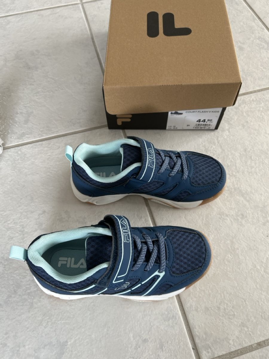 Scarpe per ragazzi: Fila Hallenschuhe NEU Gr 31 – Nuovo e nell'imballaggio originale da Lostorf venduto da Venice16