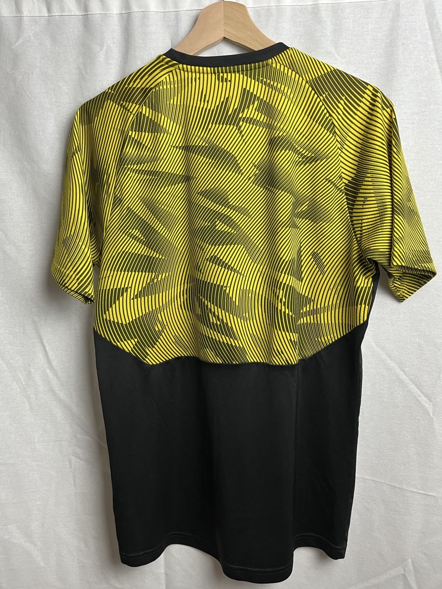 Puma Canottiere & Pantaloni: Maillot Borussia Dortmund Puma 2019 – Nuovo (secondo la descrizione) da Les Avanchets venduto da lunedeneige.shop 4