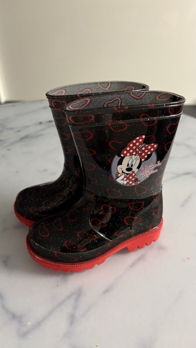Schuhe für Jungen: Gummistiefel Gr. 23 Minnie Maus  – Neu (gemäss Beschreibung) aus Füllinsdorf von tulpenzauber26