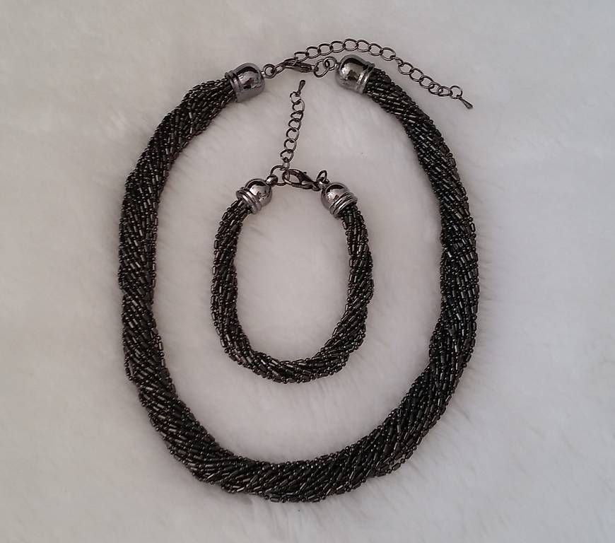 Altri gioielli: Kette und Armband aus Metall – Usato da Soyhieres venduto da chatons