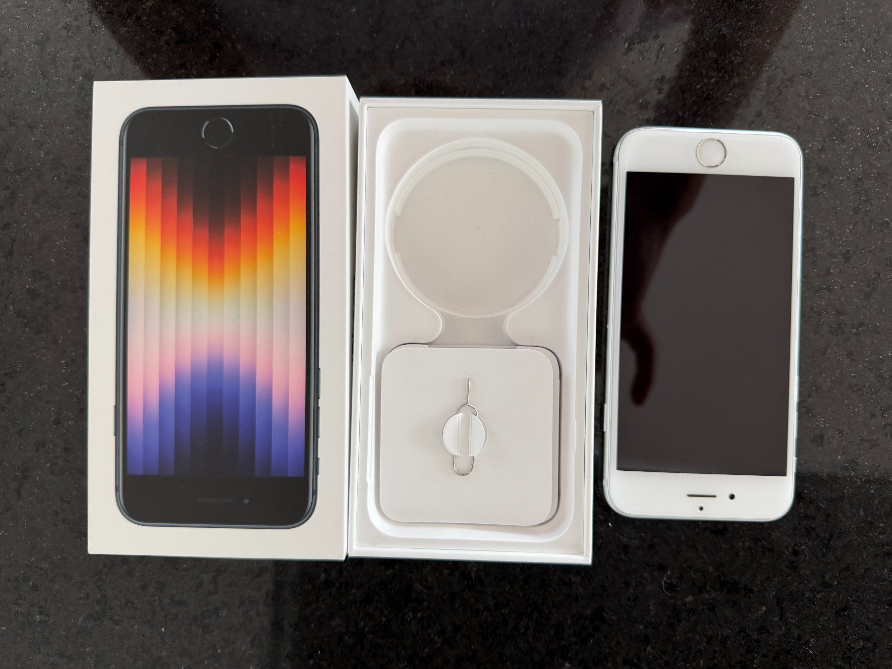 Apple Handys / Smartphones: I- phone SE2020 – Gebraucht aus Lachen SZ von cacatuda