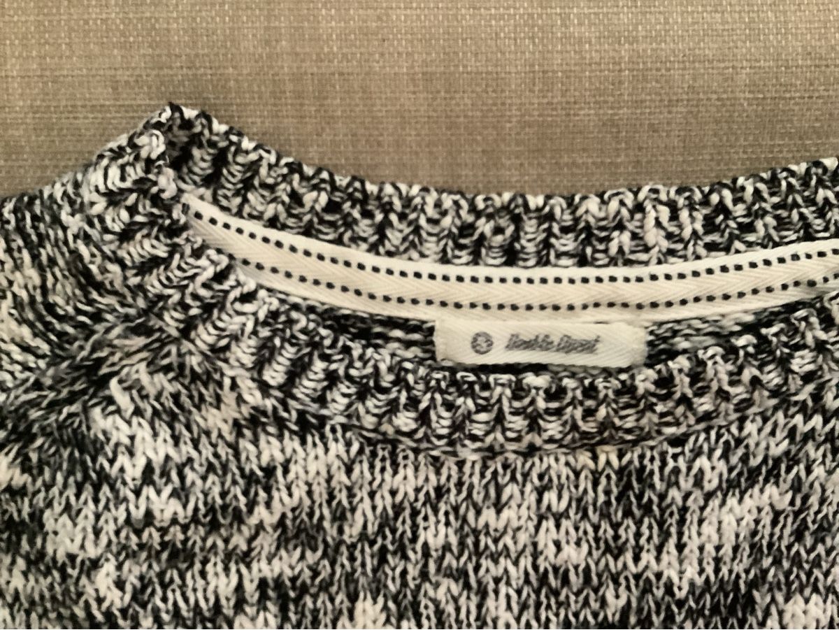 Pullover & Sweatshirts: Winter pullie lady size S – Gebraucht aus Zürich von eli_685m 1