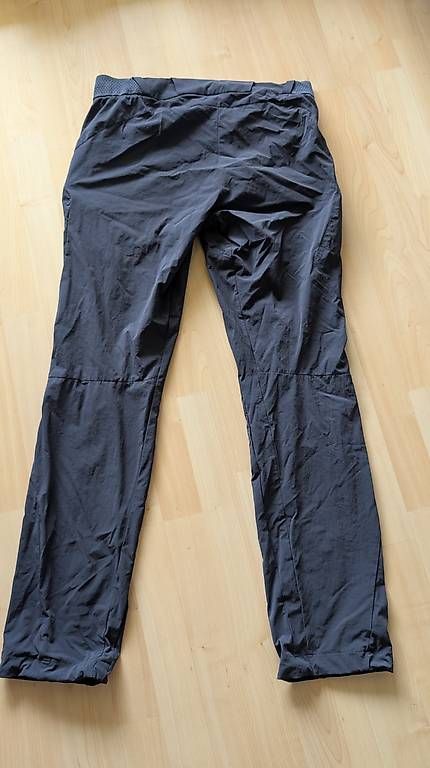 Pantaloni: Neue Wanderhose Herren Gr.42/ Länge 33  – Usato da Baar venduto da Foscolio 1