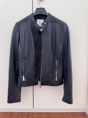 Giacca in pelle Mango
