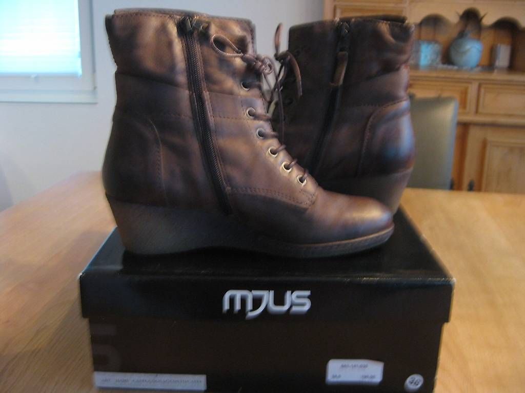Mjus Scarpe da donna: MJUS Stiefelette braun, Gr. 38, NP 190.00 – Usato da Augst BL venduto da Kanija 2