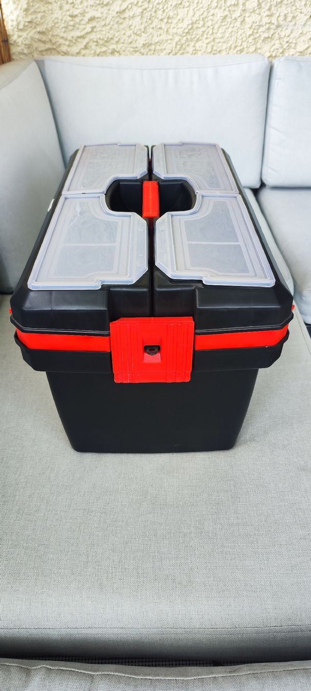 Casse di trasporto: Riesige Werkzeugkiste , Box – Nuovo e nell'imballaggio originale da Birmensdorf ZH venduto da Hagenbuchertrade 1