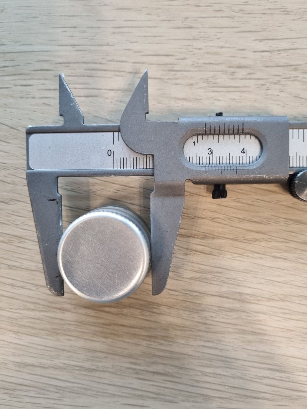 Apribottiglie & Tappi per chiusura: Capsule en aluminium – Nuovo (secondo la descrizione) da Genève venduto da rafaelguevara 3