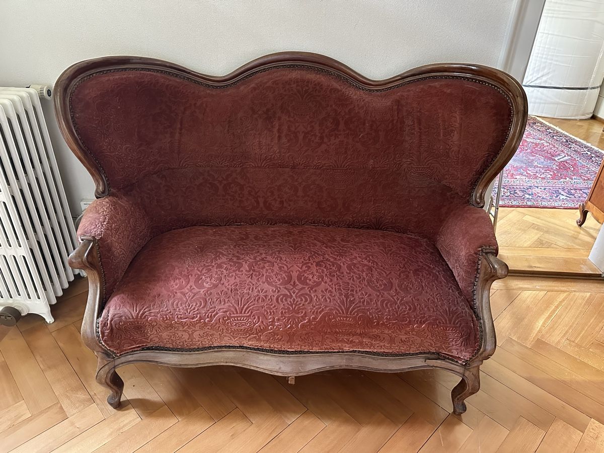 Sofas: Antikes Sofa, bordeauxrot, (defekt) – Défectueux à Winterthur par Philipponthenet83 1