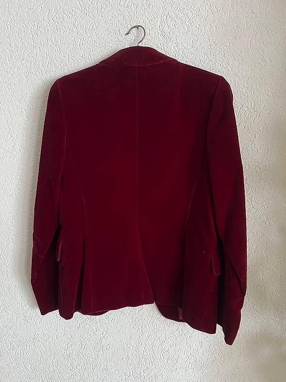 Vestes: Dunkelroter Samtblazer Gr. 38 – D'occasion à Zürich par Koereli01 2