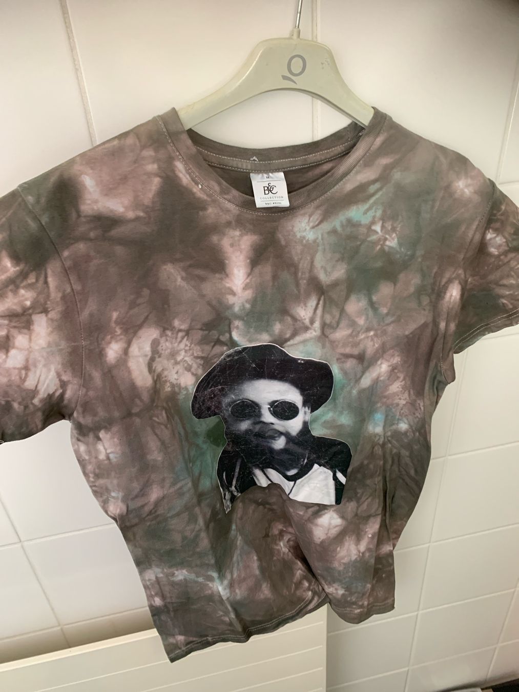 T-Shirts: Batik Shirt, Gr.M 😎 – Gebraucht aus Uster von Flummi 5