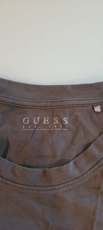 Guess T-shirt: Haut Guess – Usato da Ecublens VD venduto da Mateolai 1