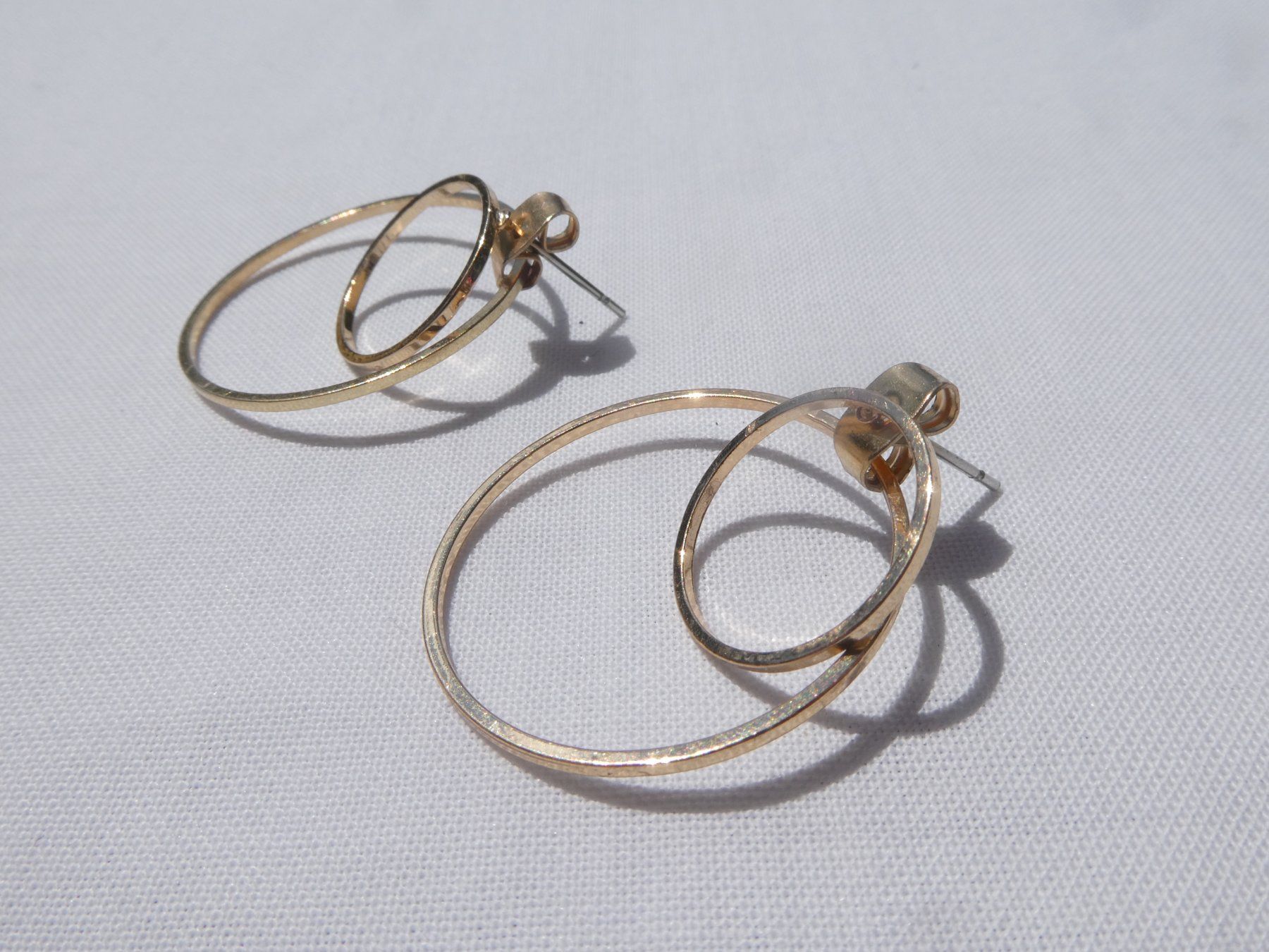 Ohrringe & -stecker: Creolen, Modeschmuck – Gebraucht aus Gattikon von kaandooh 1