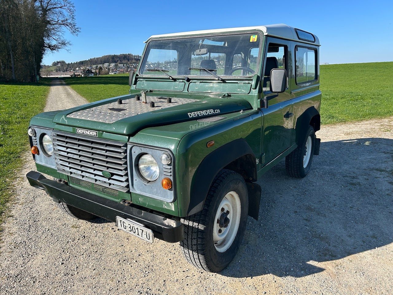 Land Rover Automobili: Land Rover Defender 90 TD5 – Usato da Sirnach venduto da MaechlerAutomobile 4