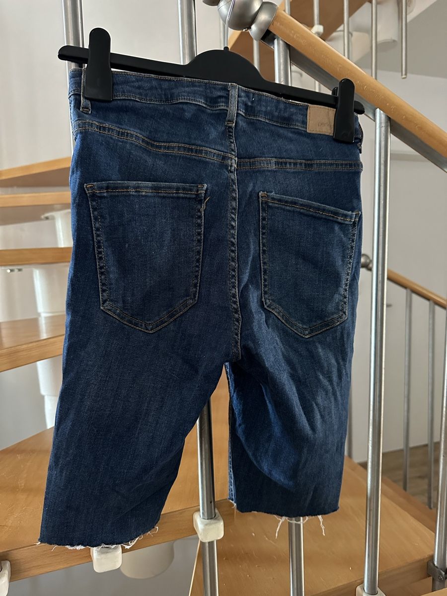 Jeans: Bermuda jeans stretch T.34 – Usato da Perroy venduto da barballalla 2