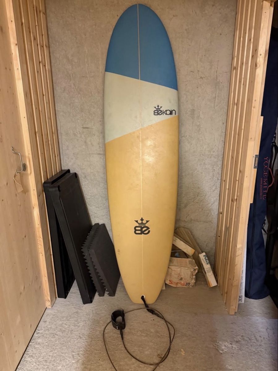 Tavole da surf e di nuoto: Planche de surf Bekain – Usato da Belmont-Lausanne venduto da Michelle_Srdr_