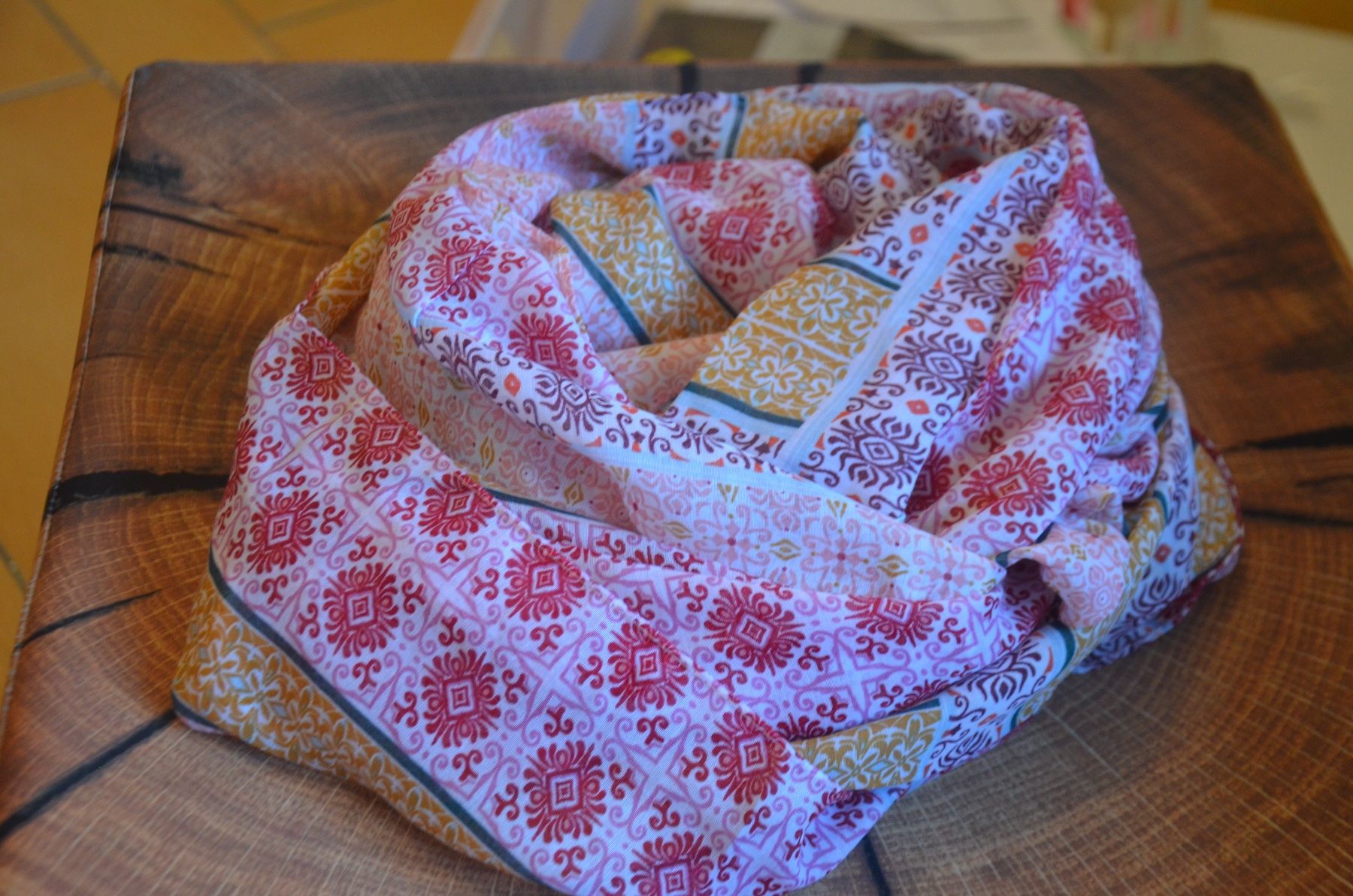 Foulard & Sciarpe: ECHARPE LOOM - (DD) – Usato da Chiasso venduto da Dolly015