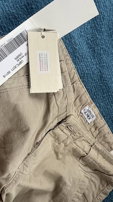 Armani Pantaloni: ARMANI Junior Hose Sommerhose – Nuovo (secondo la descrizione) da Oberuzwil venduto da Swissleo 1