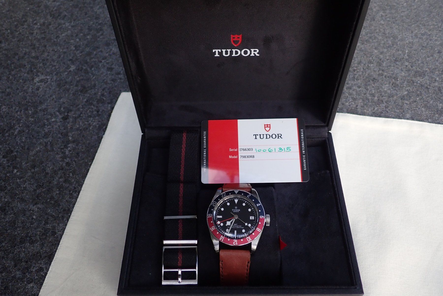 Tudor Orologi: TUDOR BLACK BAY GMT FULL SET AUTOMATIC CHRONOMETER – Usato da Wohlen AG venduto da kingwatcheshere 9