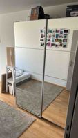 IKEA Spiegel-Schwebetürenschrank / Kleiderschrank zu verkauf