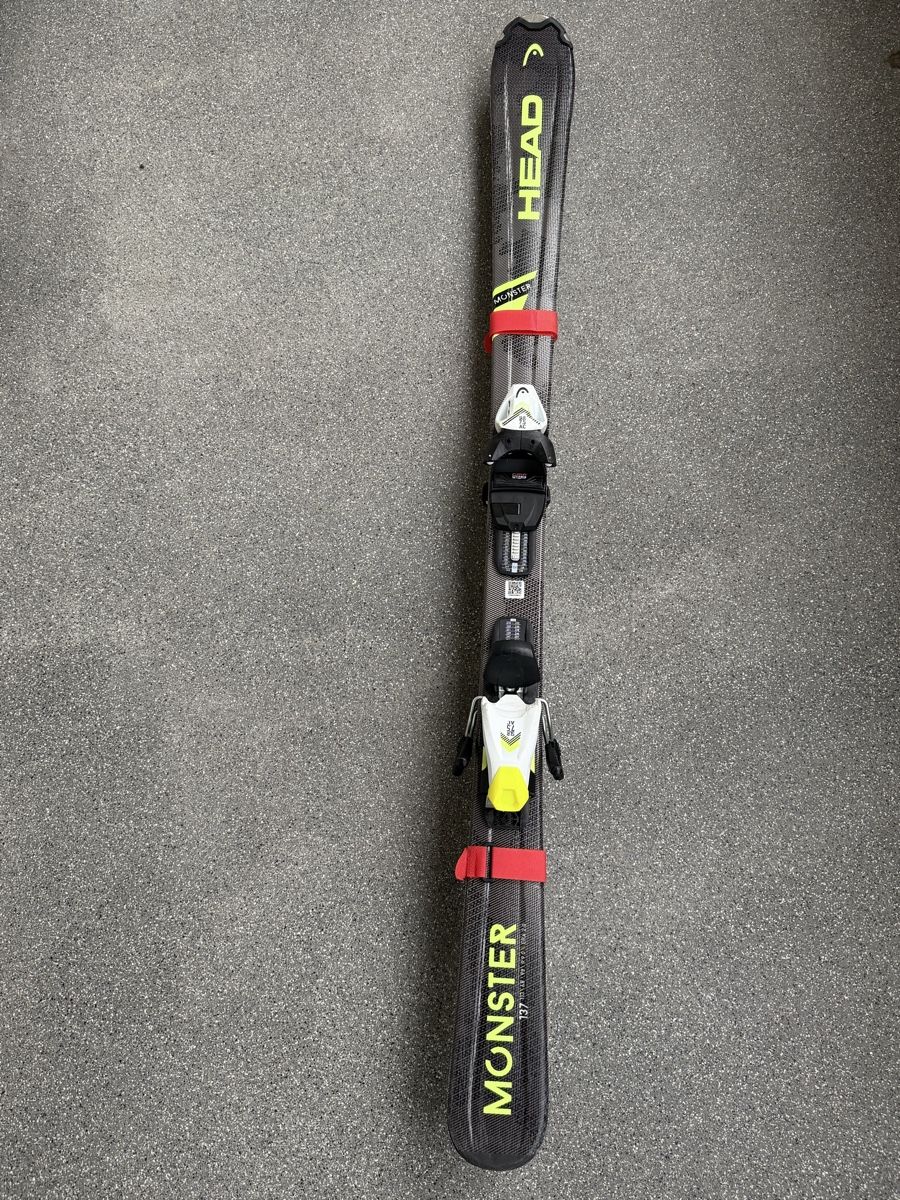 Head Skis: Ski Head garçon 137 cm – Gebraucht aus Genève von Geminiout