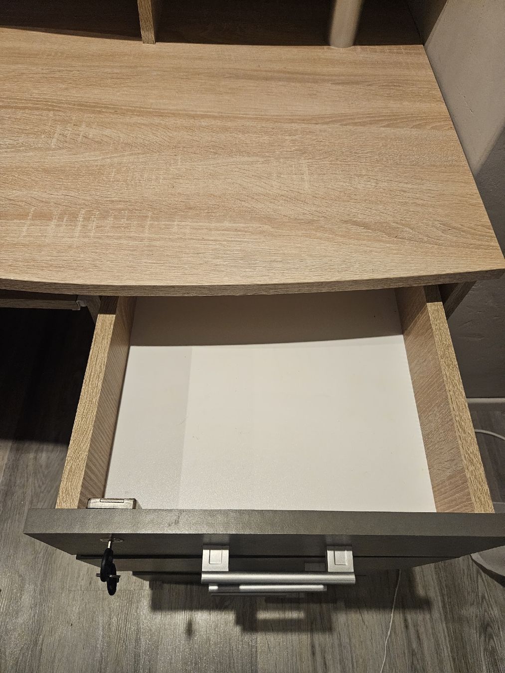 Bureaux: Schreibtisch - Pikasso 4 – D'occasion à Obergösgen par rah_xp5j 4