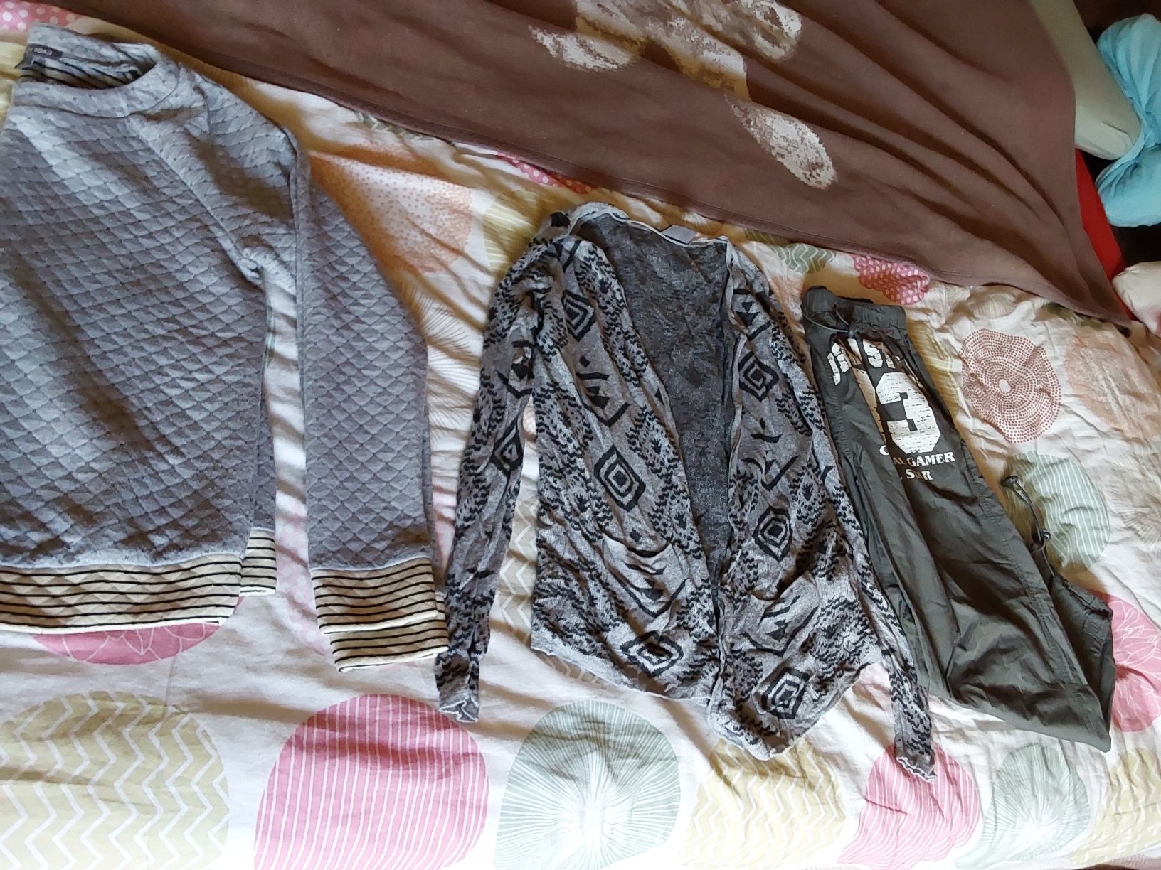 Lotti di vestiti: Tolles buntes Kleiderpaket Gr.S – Usato da Döttingen venduto da Verkauf 4