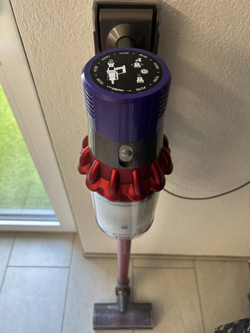Dyson Aspirapolveri & Accessori: 2x Dyson V7 Motorhead Origin Staubsauger, Service notwendig – Usato da Burgdorf venduto da RSchweizer80 1