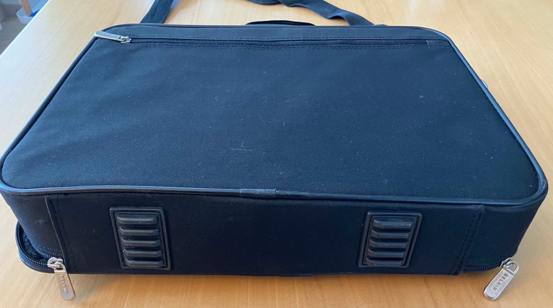 Borse: Belkin Computertasche – Usato da St. Gallen venduto da nonnobene 4