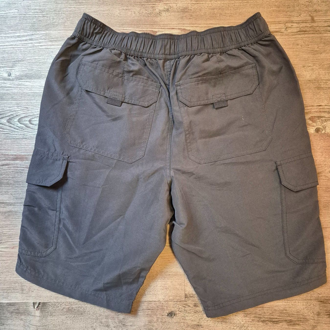 Pantalons: Short – D'occasion à Porrentruy par Nos_petites_affaires 1