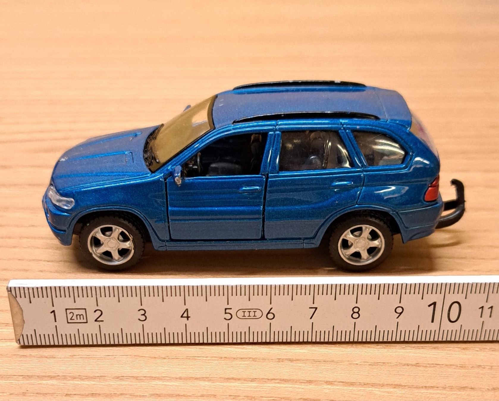 BMW Modellini d'auto: BMW X5 Modell / Maisto – Usato da Dietlikon venduto da kosta.katoglou