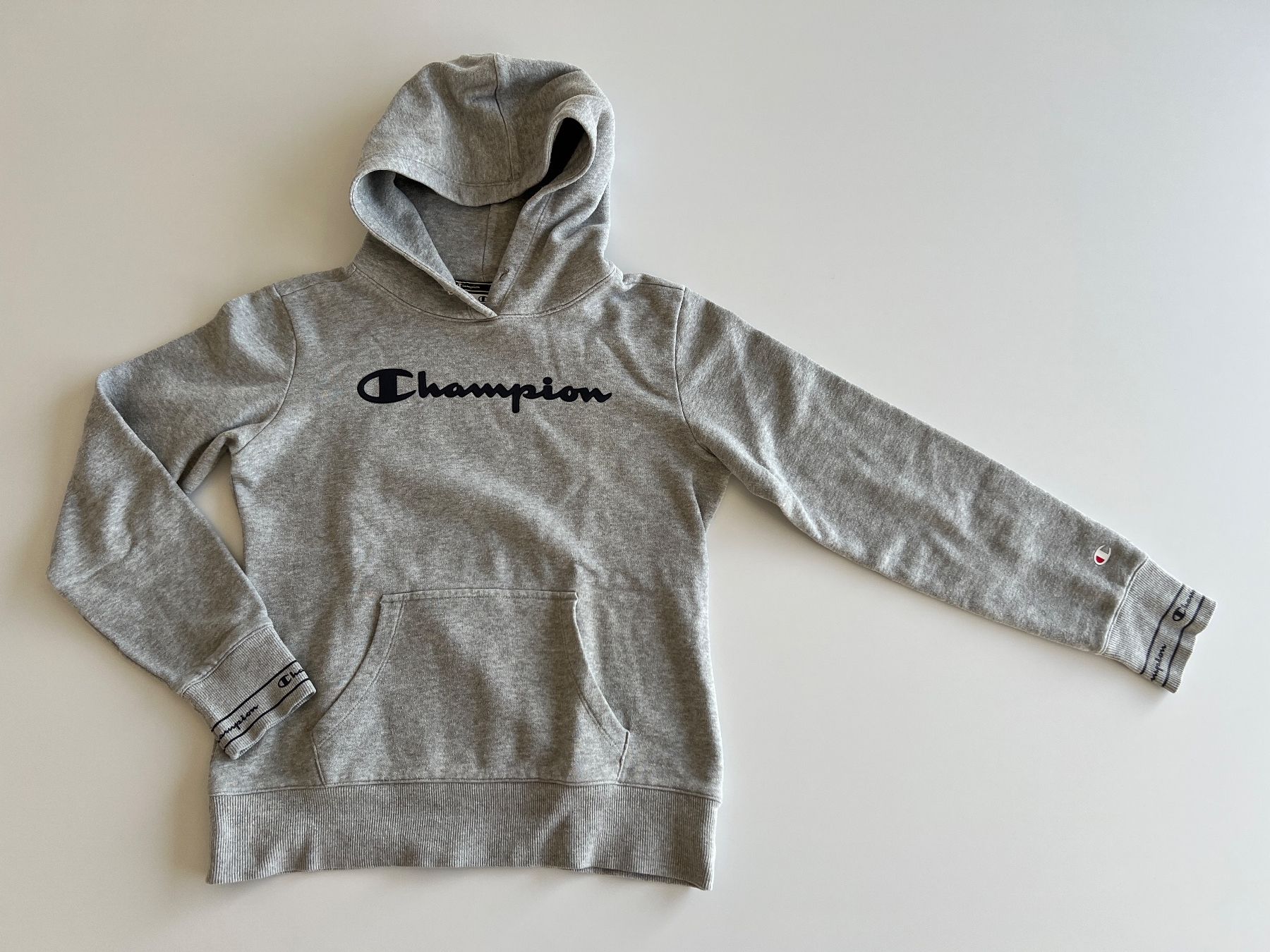 Champion Maglioni & Felpe: Champion Hoodie Pullover - M - grau – Usato da Büetigen venduto da Jabo