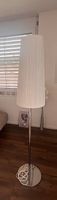 Schöne Stehlampe 