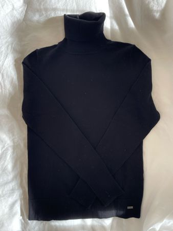 Schwarzer, leichter Rollkragenpullover, Grösse XS, s. Oliver