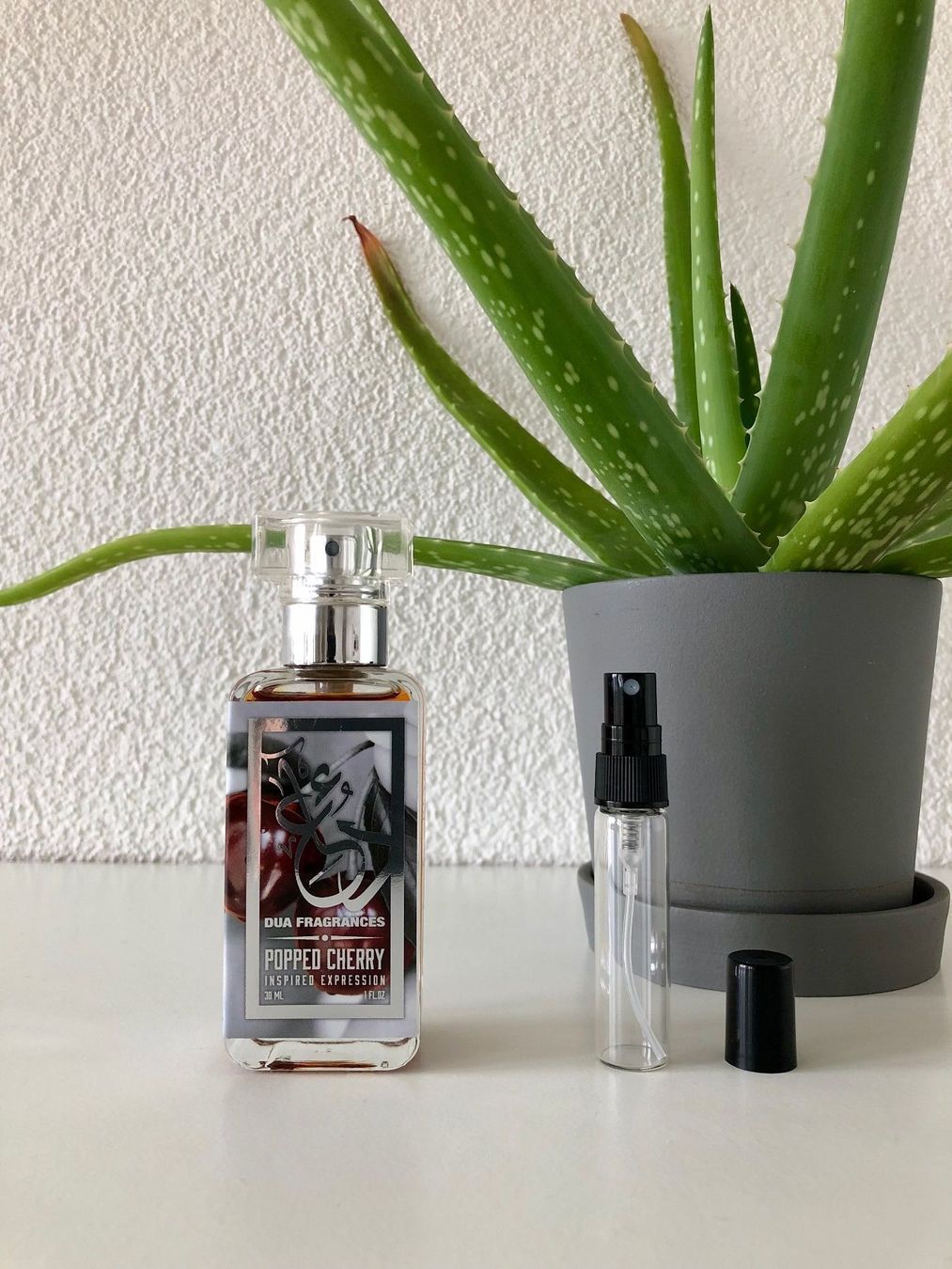Parfum & Eau de Toilette: Dua Fragrances Popped Cherry 5ml Abfüllung – Neu (gemäss Beschreibung) aus St. Gallen von Marcus1996