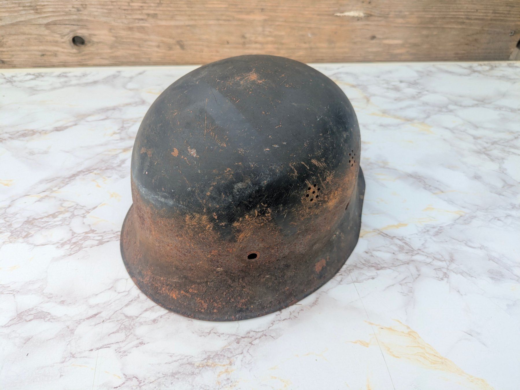 Uniformi & Effetti personali: Luftschutz Stahlhelm M34 "Stub Bill Visor" – Usato da Buttisholz venduto da ArmeeShopCH 6