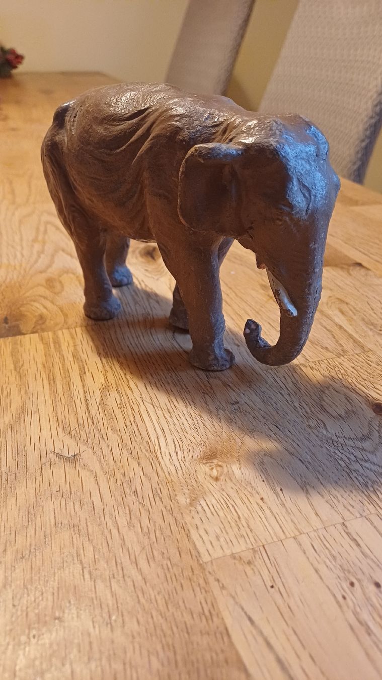 Figuren: Antiker Elefant – Gebraucht aus Flawil von Naphtali 7